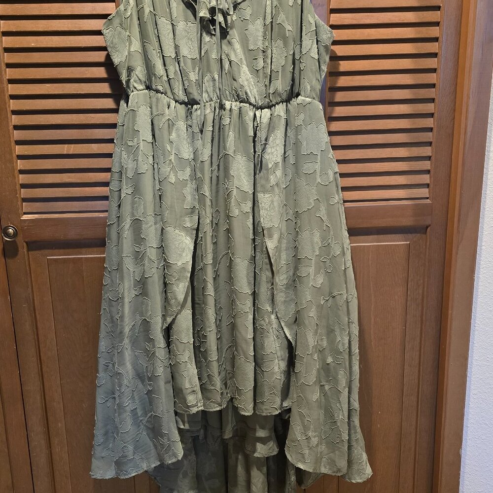 Torrid Festi Stretch Lace Hi Lo Lace Up Maxi Dress - Picture 5 of 10